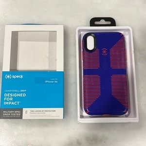 Speck case for IPhone XR